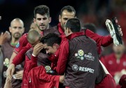 Португалия - Нидерланды на чемпионате по футболу Евро 2012, 17 июня 2012 (84xHQ) 965264201604018