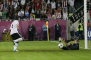 Германия -Греция - на чемпионате по футболу, Евро 2012, 22 июня 2012 (123xHQ) F8744a201612634