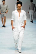 Dolce & Gabbana - Spring Summer 2012 (83xHQ) 582e08208856561